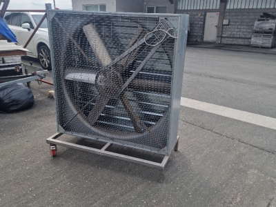 Industrijski ventilator 140x140 cm / rabljen