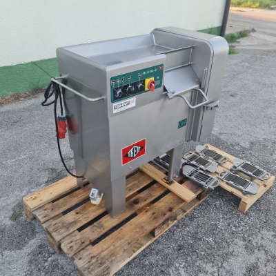 Kockalnik slanine TREIF FELIX 100 / rabljen