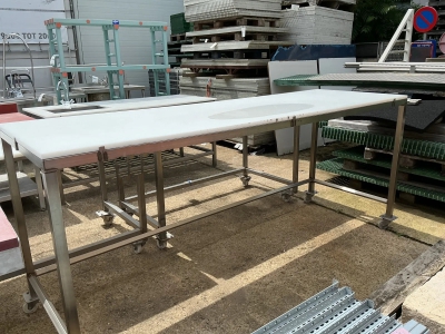 Miza s koterm ploščo 250x80x110 cm / rabljena