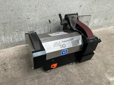 Stroj za brušenej MADO MNS / rabljen