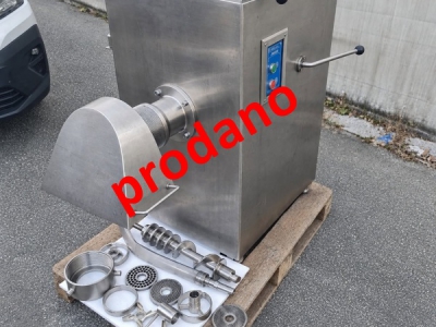 Stroj za mletje LASKA W130-1 / rabljen